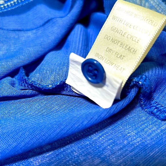 Woman’s short sleeve blue blouse Max Studio 1x - Picture 6 of 6